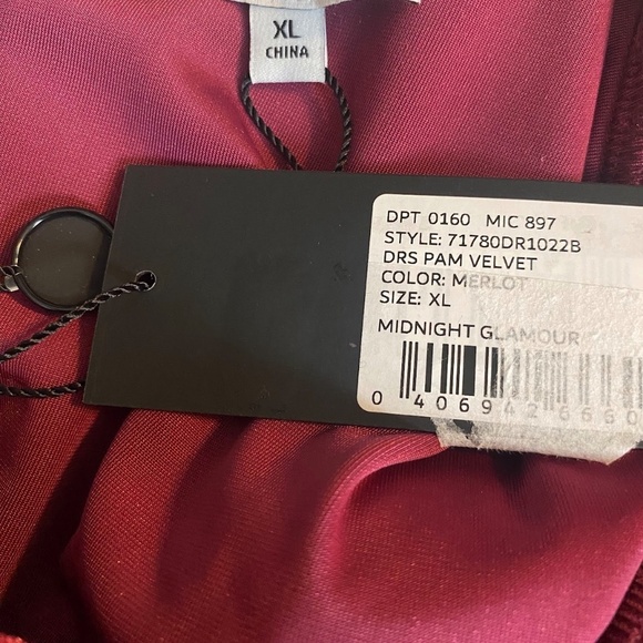 NWT Gianni Bini Pam Velvet Party Dress Merlot Long Sleeve Mini, Small or XL NEW - Picture 7 of 7